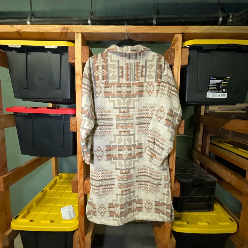 New In Long Aztec Jacket - Picture 4 of 6